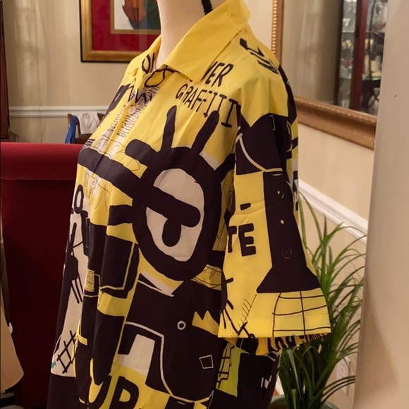 Fun Oversized Shirt - Picture 3 of 4